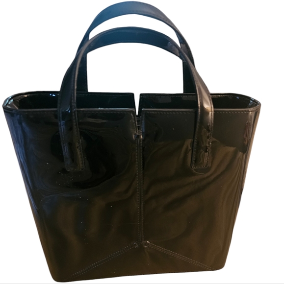 EUC | HTF DKNY Vintage "City" Black Patent Leather Purse | Size: 8¾" x 10¼" x 3" - Picture 2 of 14